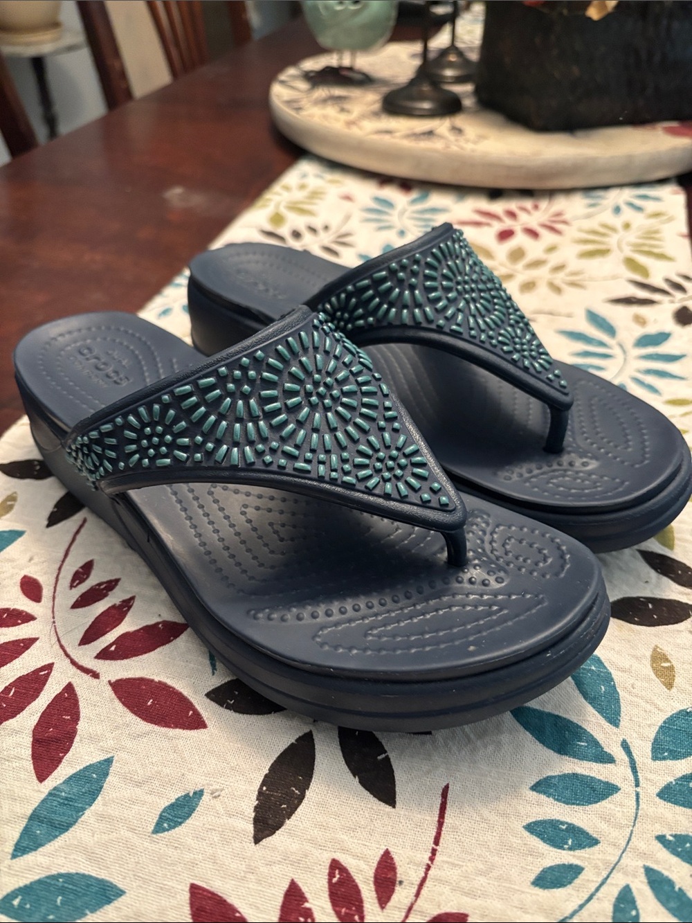 CROCS navy Sandal Thong with Teal Decorative Accents
